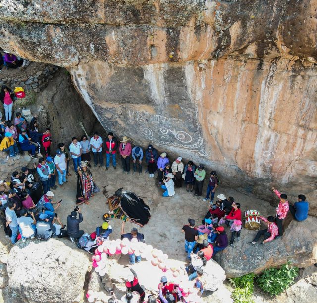 Ceremonia en la piedra Quilca